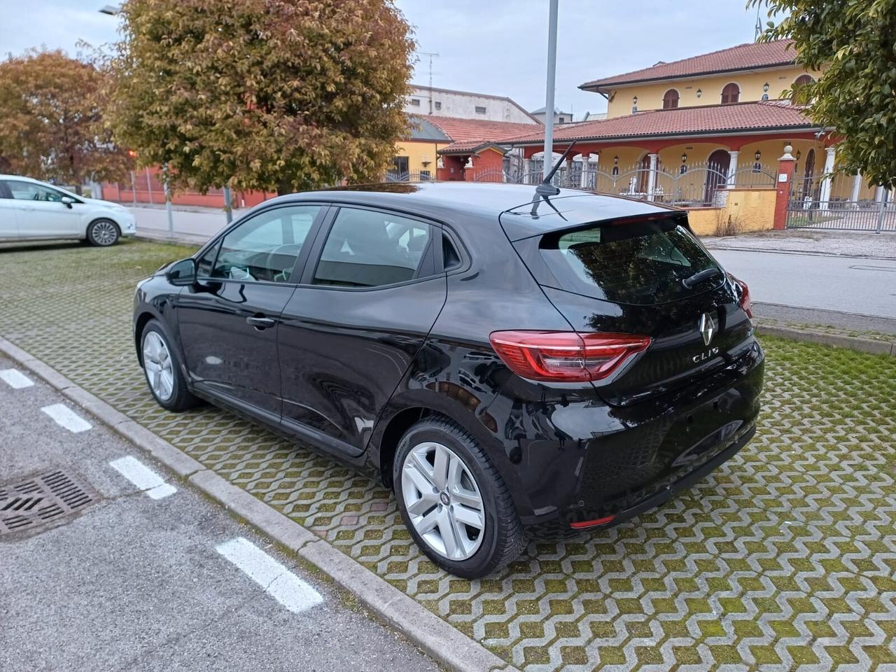 Renault Clio Full Hybrid E-Tech 140 CV 5 porte Business