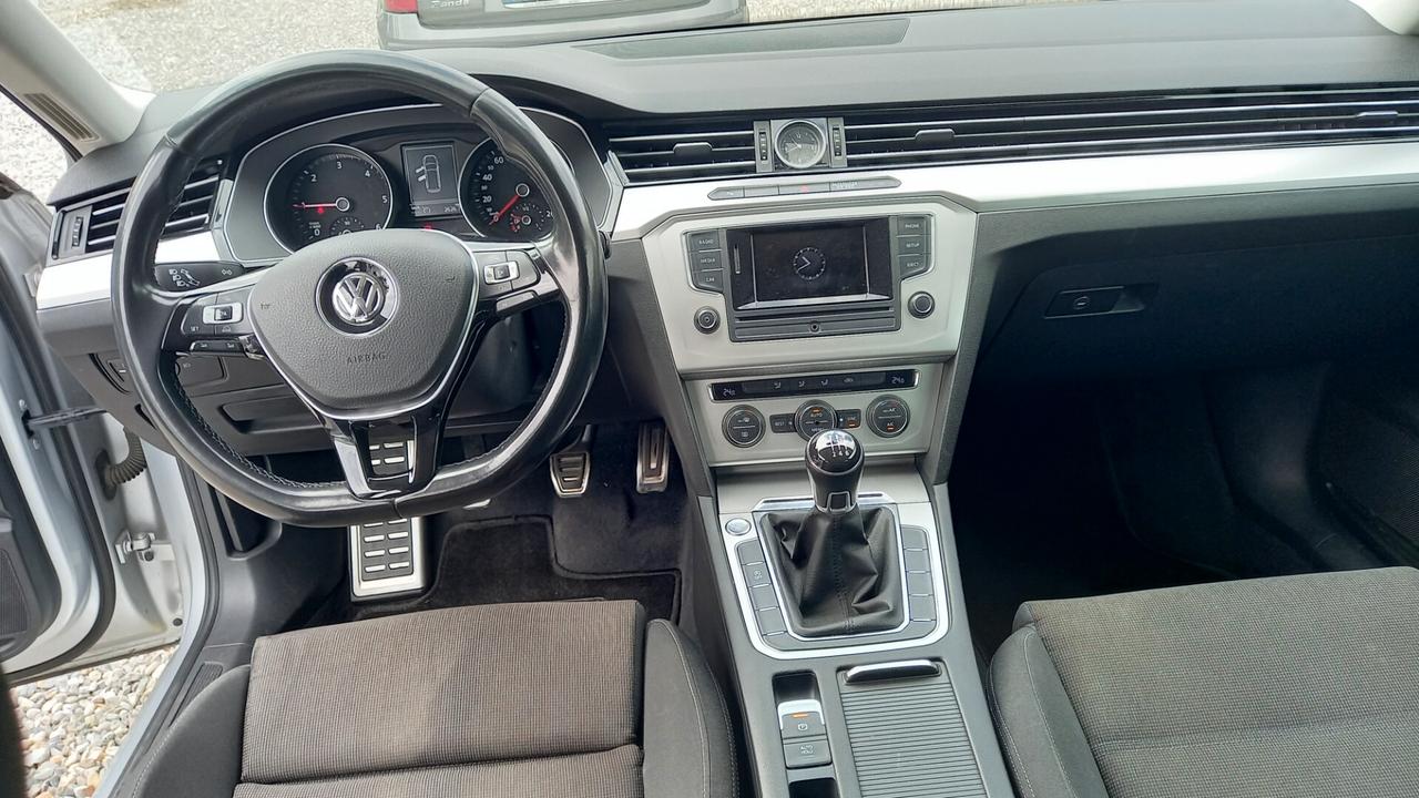 Volkswagen Passat Variant Businessline 1.6 TDI BlueMotion Technology