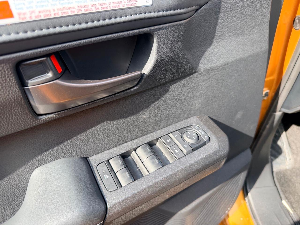 Toyota Hilux 2.8 D-4D Mild Hybrid 48V Double Cab Icon