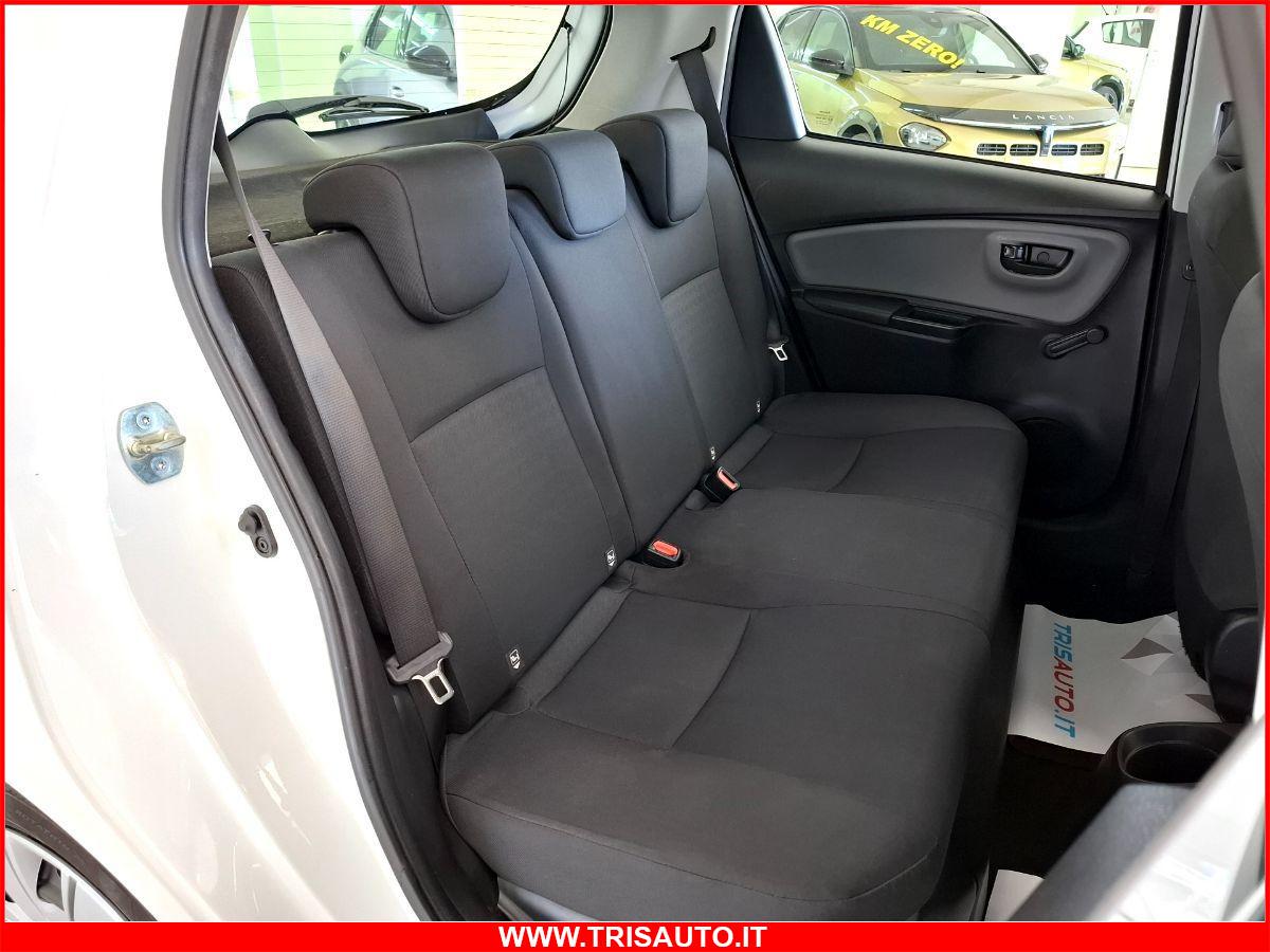 TOYOTA Yaris 1.5 Full Hybrid Aut. Cool 5p. NEOPATENTATI