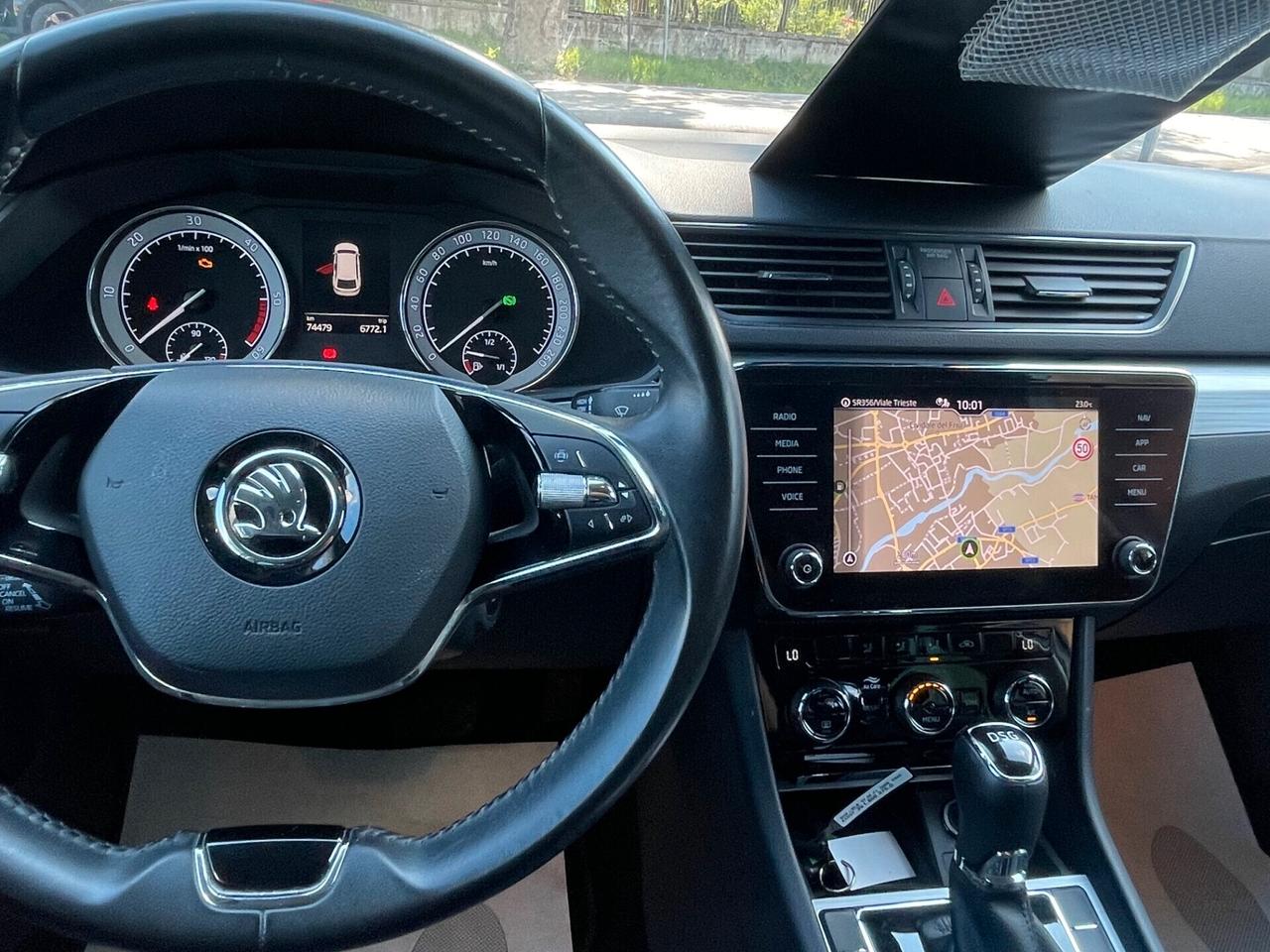 Skoda Superb 2.0 TDI 150 CV DSG Wagon Executive