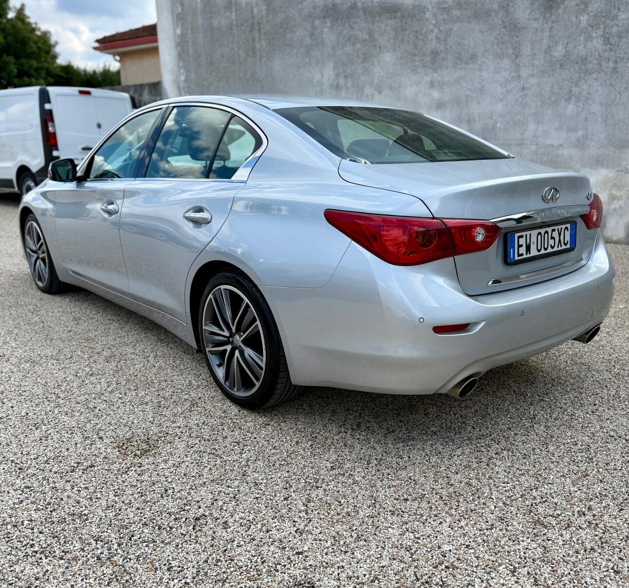 Infiniti Q50 2.2 diesel AT Sport