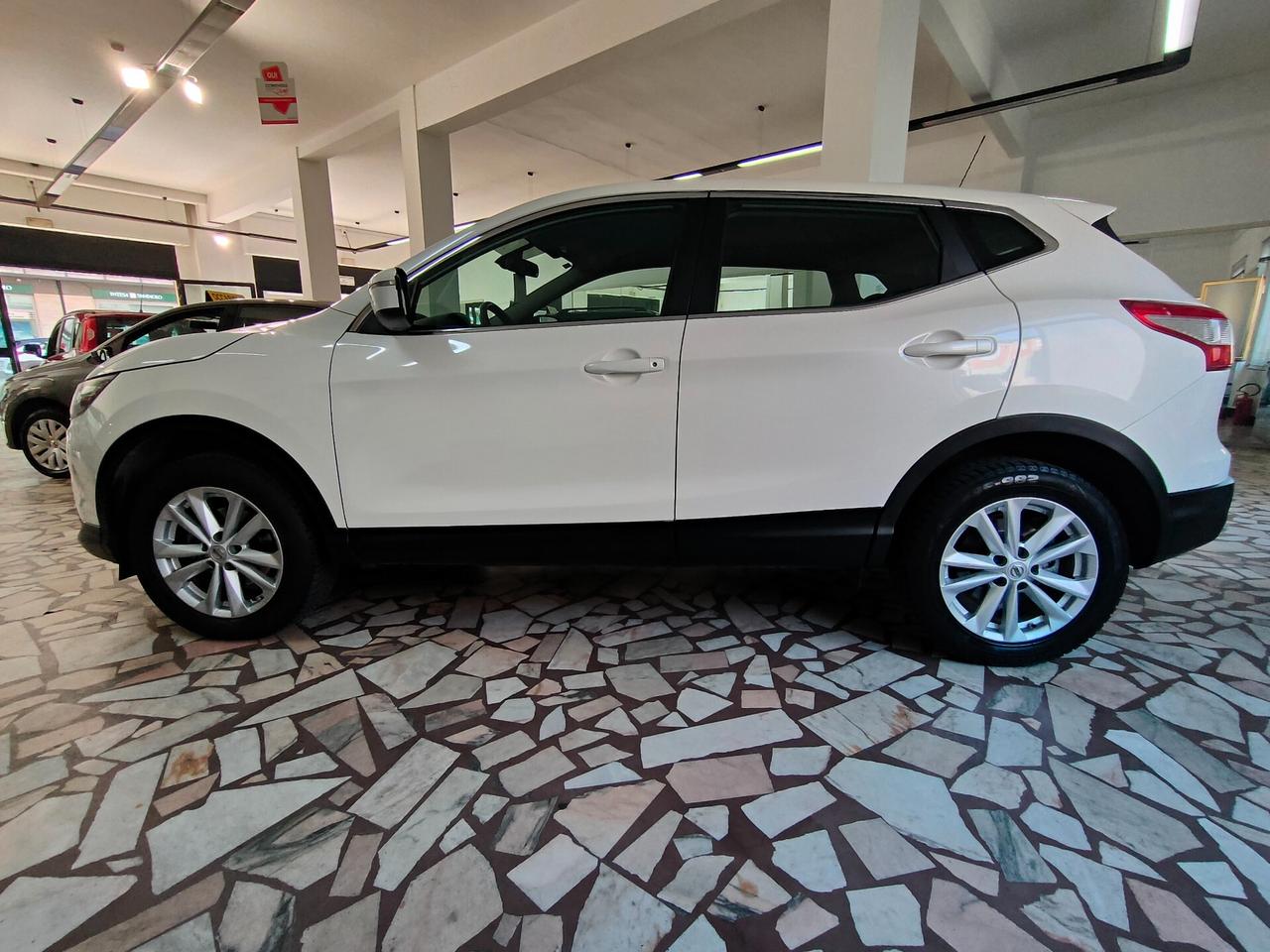 Nissan Qashqai 1.5 dCi Tekna
