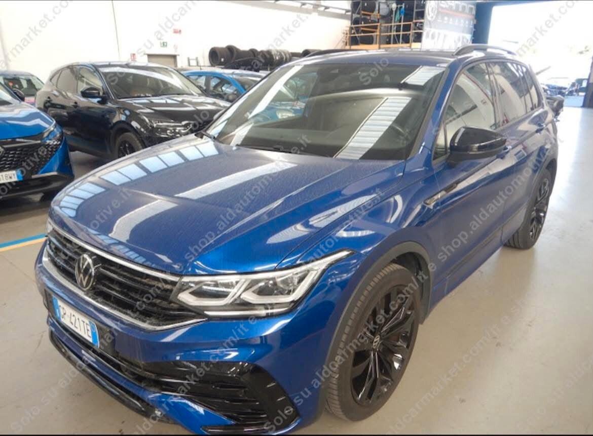 Volkswagen Tiguan 2.0 TDI 150 CV SCR DSG R-Line TETTO NAVY LED BLACK ED. 20
