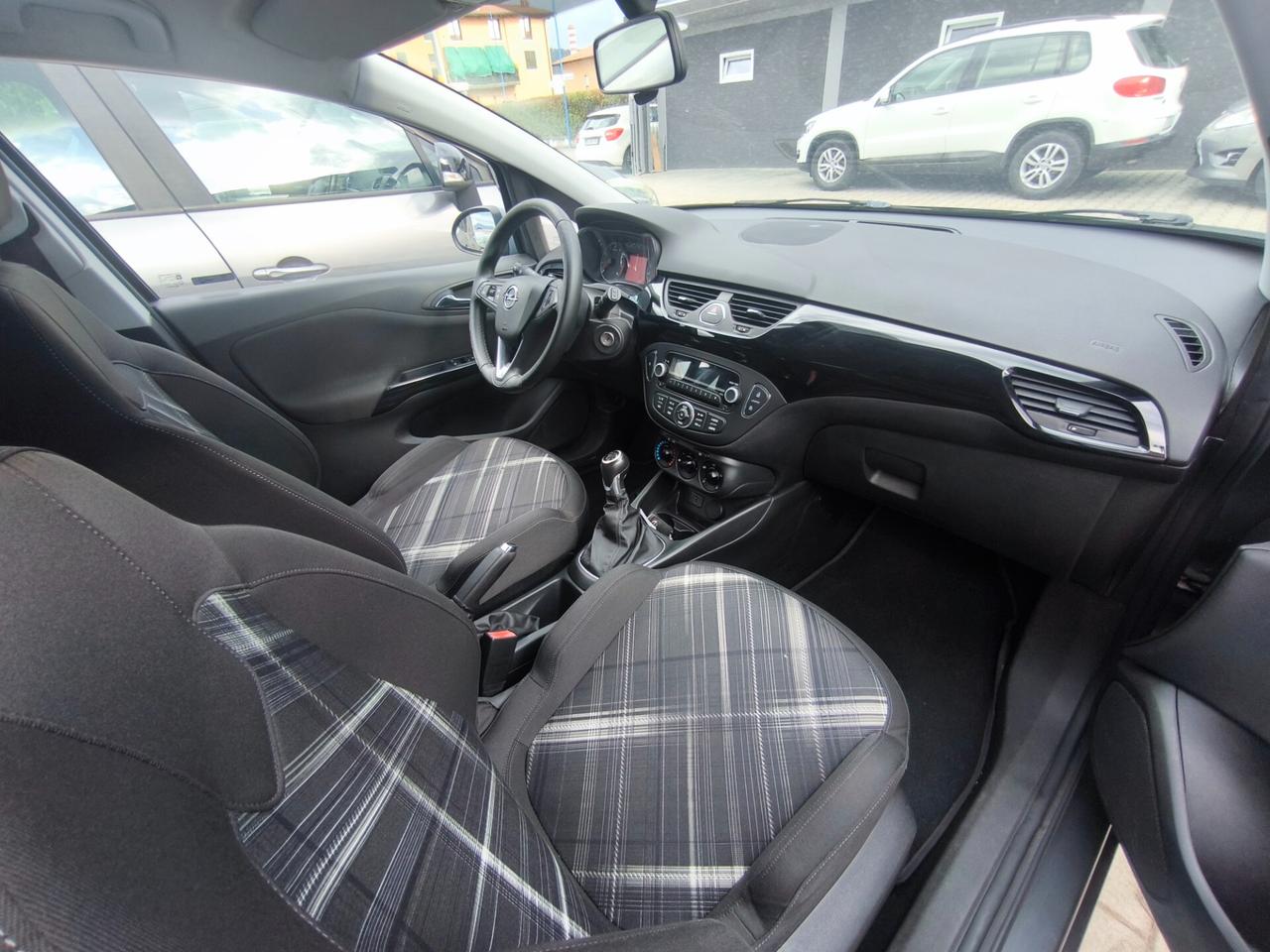 OPEL CORSA 1,2 BENZINA- 2017- EURO 6-OK NEOPATENTATI