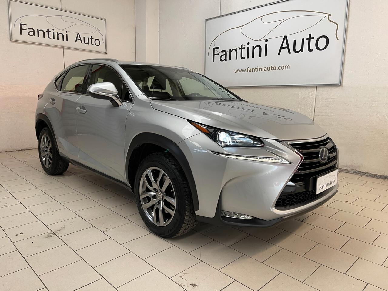 Lexus NX 300h 2.5 Executive 4wd cvt-LEGGI SOTTO