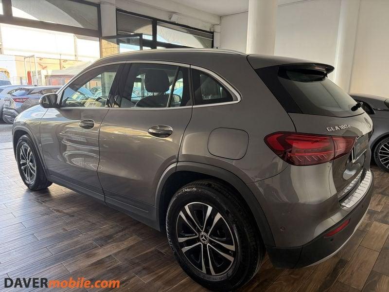 Mercedes-Benz GLA GLA 180 d Advanced auto