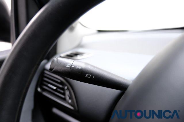 LANCIA Ypsilon 1.2 69 CV 5 PORTE ELEFANTINO BLU NEOPATENTATI
