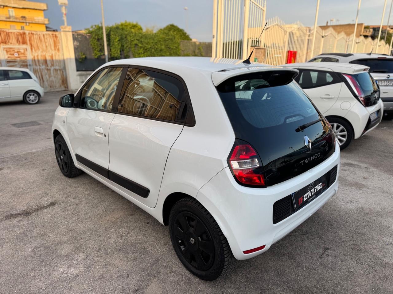 Renault Twingo 900 90CV TURBO Automatica NAVI