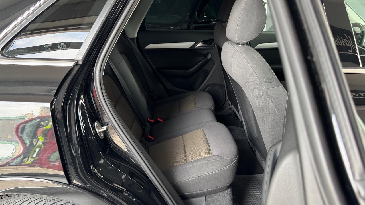 Audi Q3 2.0 TDI 150 CV quattro S tronic Sport
