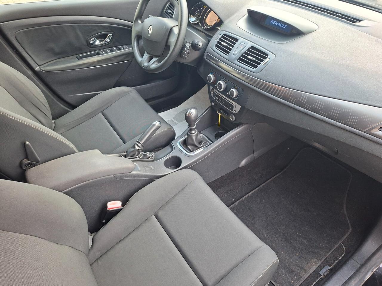 Renault Megane 1.5 dci Live *NEOPATENTATI*