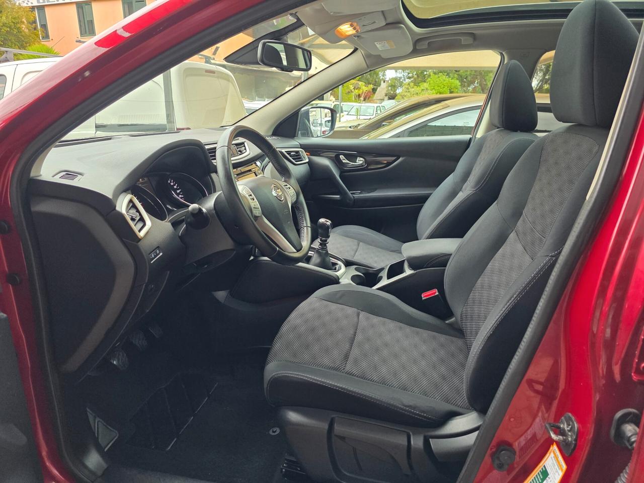Nissan Qashqai 1.5 dCi 360
