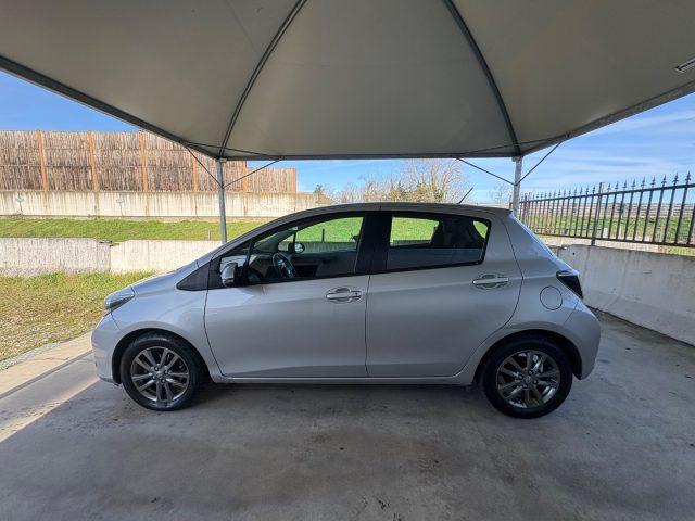 TOYOTA Yaris 1.0 5 porte Lounge OK NEOPATENTATI KM CERTIFIICATI