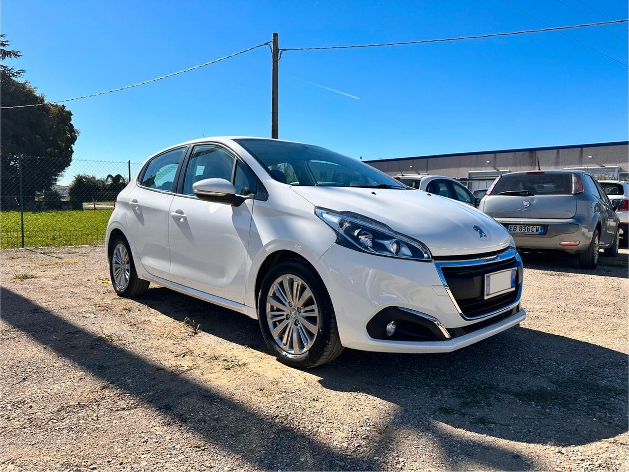 Peugeot 208 BlueHDi 75