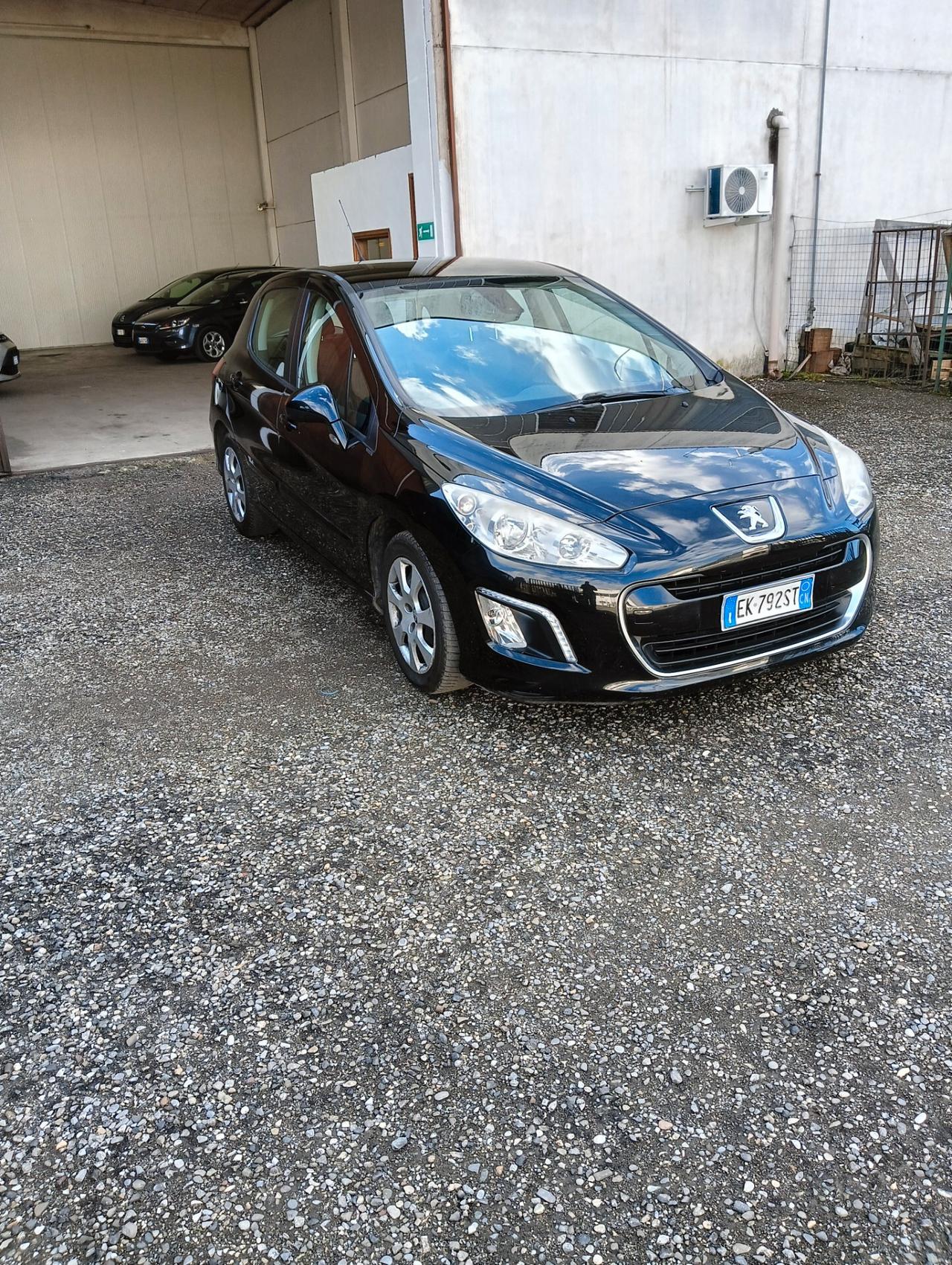 Peugeot 308 1.6 8V HDi 93CV 5p. Active