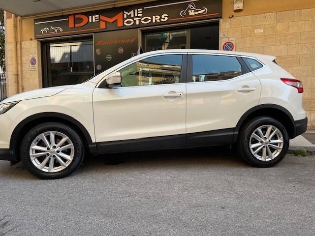 Nissan Qashqai 1.5 dCi Acenta