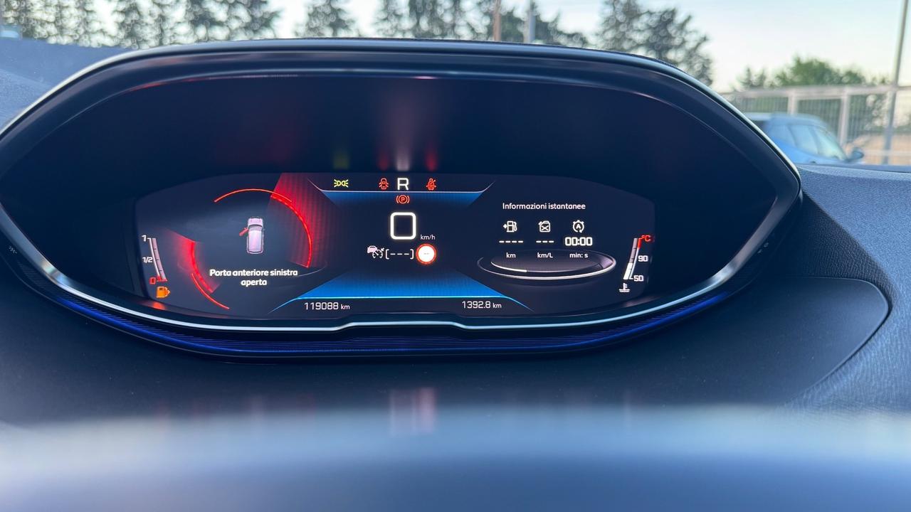 Peugeot 3008 BlueHDi 130 EAT8 Allure castelletto 8mm