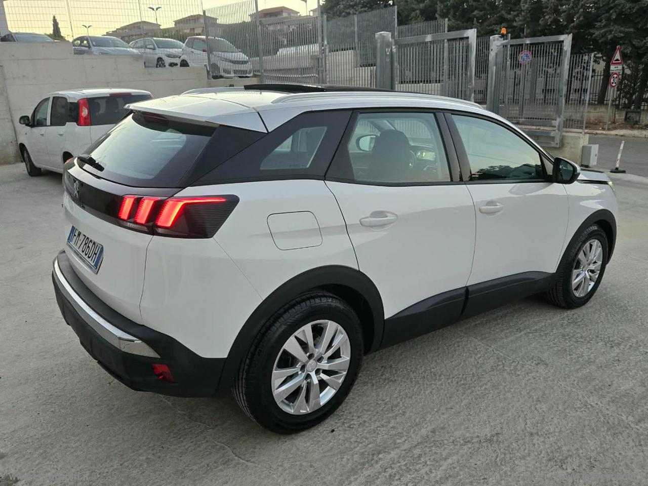 PEUGEOT 3008 BlueHDi 150 S&S Allure TETTO APRIBILE