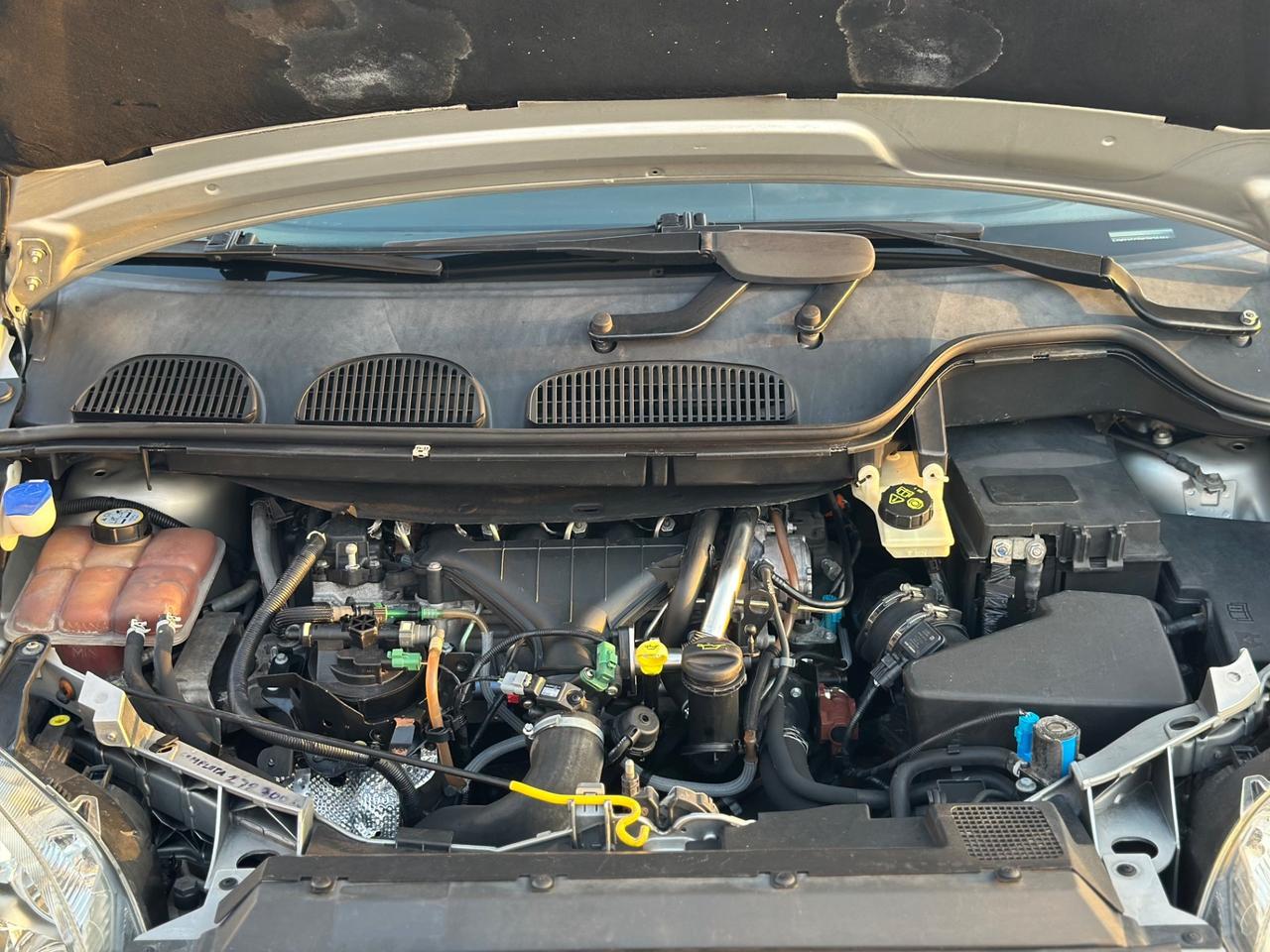 Ford C-Max 2.0 TDCi (136CV) DIESEL GHIA