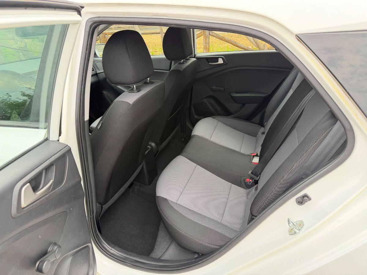 HYUNDAI - i20 - 1.2 5p. Connectline