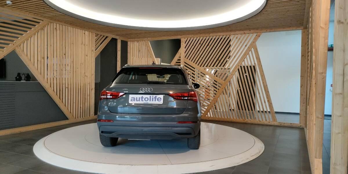 Audi Q3 35 2.0 tdi Business s-tronic
