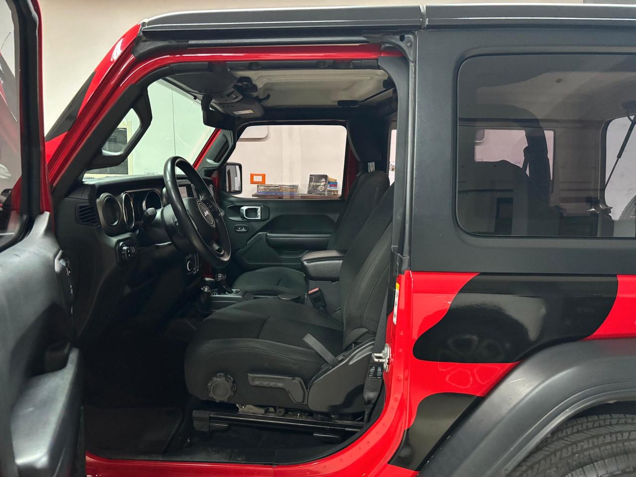 Jeep Wrangler 2.2 Mjt II Sport Plus Wrappata