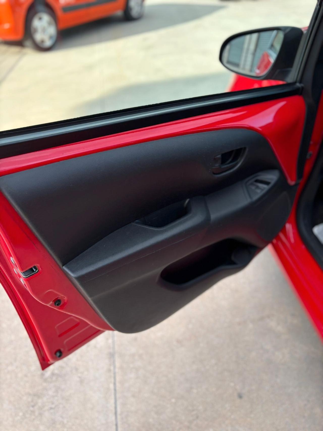 Citroen C1 VTi 68 5 porte Feel UNICO PROPRETARIO