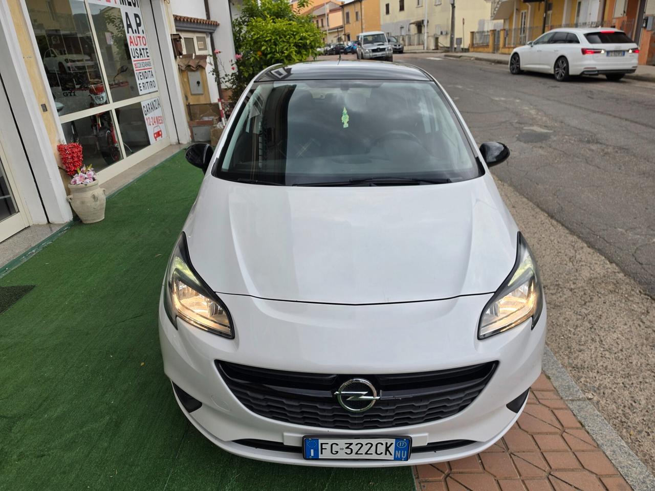 Opel Corsa 1.2 5 porte b-Color