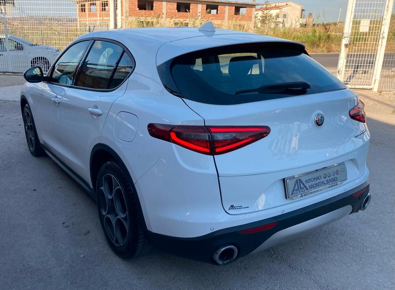 Alfa Romeo Stelvio 2.2 Turbodiesel 160 CV AT8 RWD Business