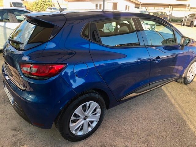 Renault Clio dCi 8V 75 CV 5 porte Moschino Life
