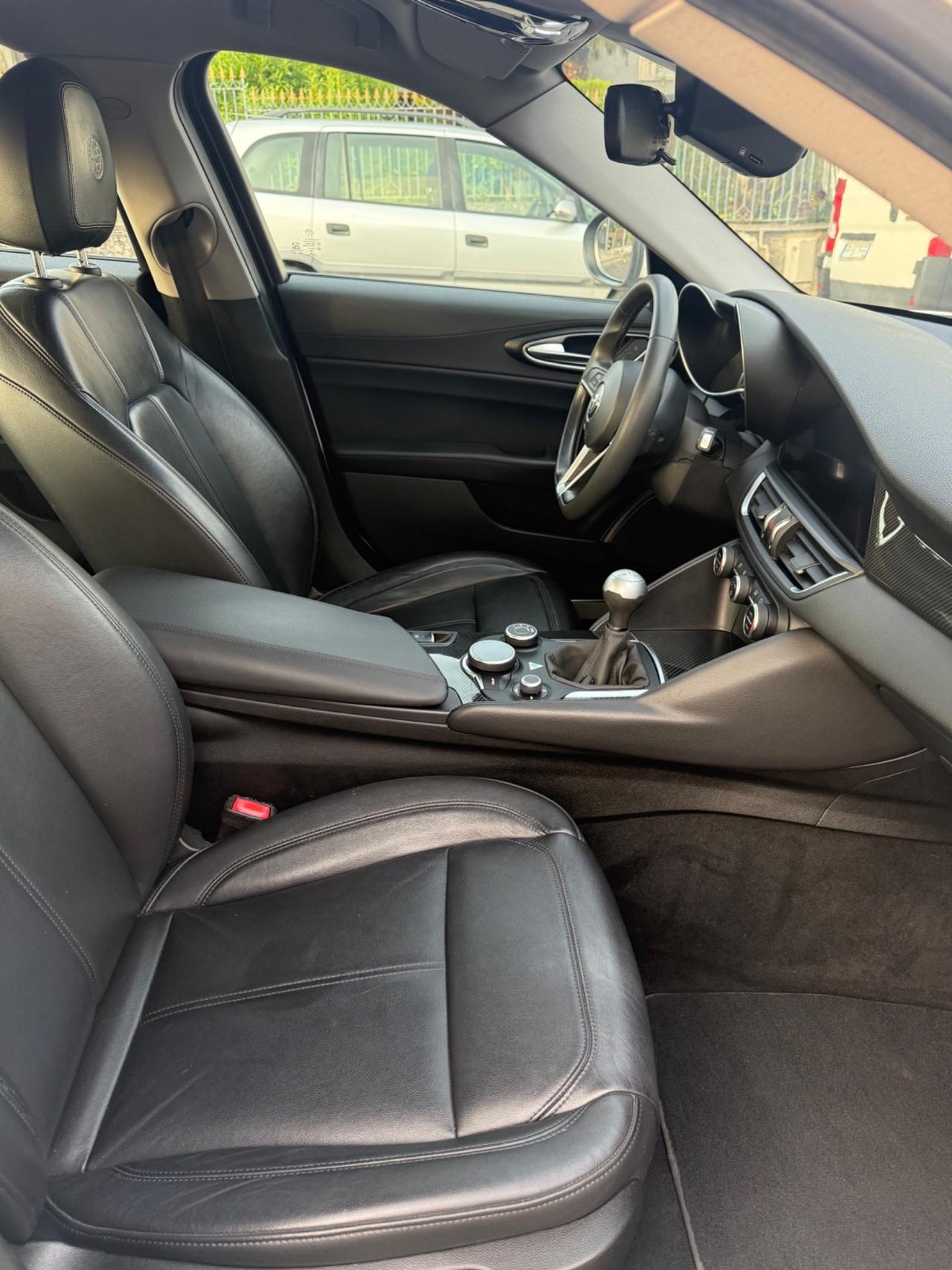 Alfa Romeo Giulia 2.2 Turbodiesel 150 CV