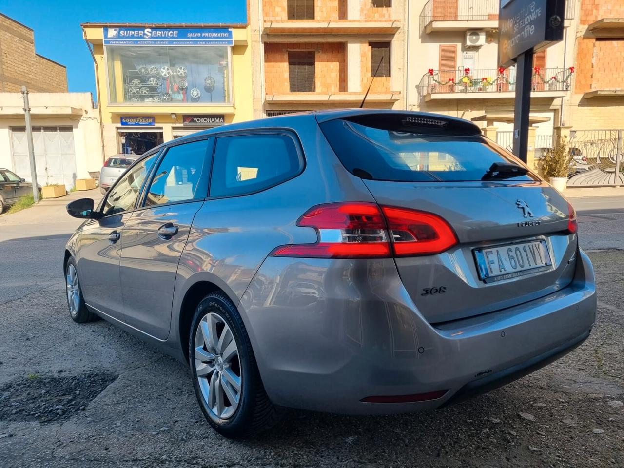 Peugeot 308 BlueHDi 120 S&S SW Business