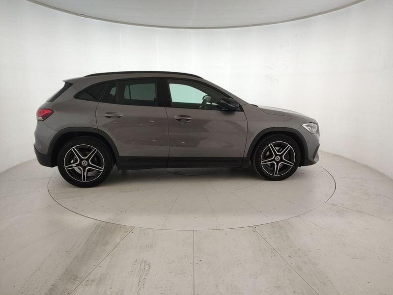 Mercedes-Benz GLA 200 d Premium auto