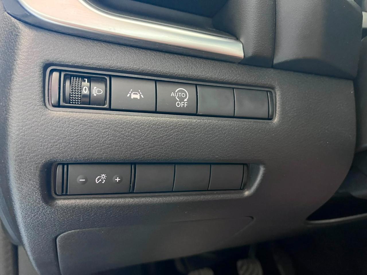 Nissan Qashqai MHEV 140 CV Business