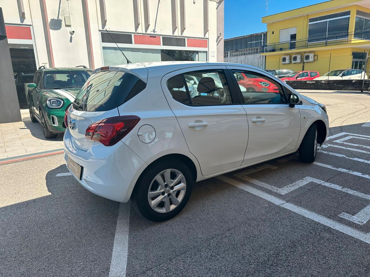Opel Corsa 1.4 90CV GPL Tech 5 porte n-Joy
