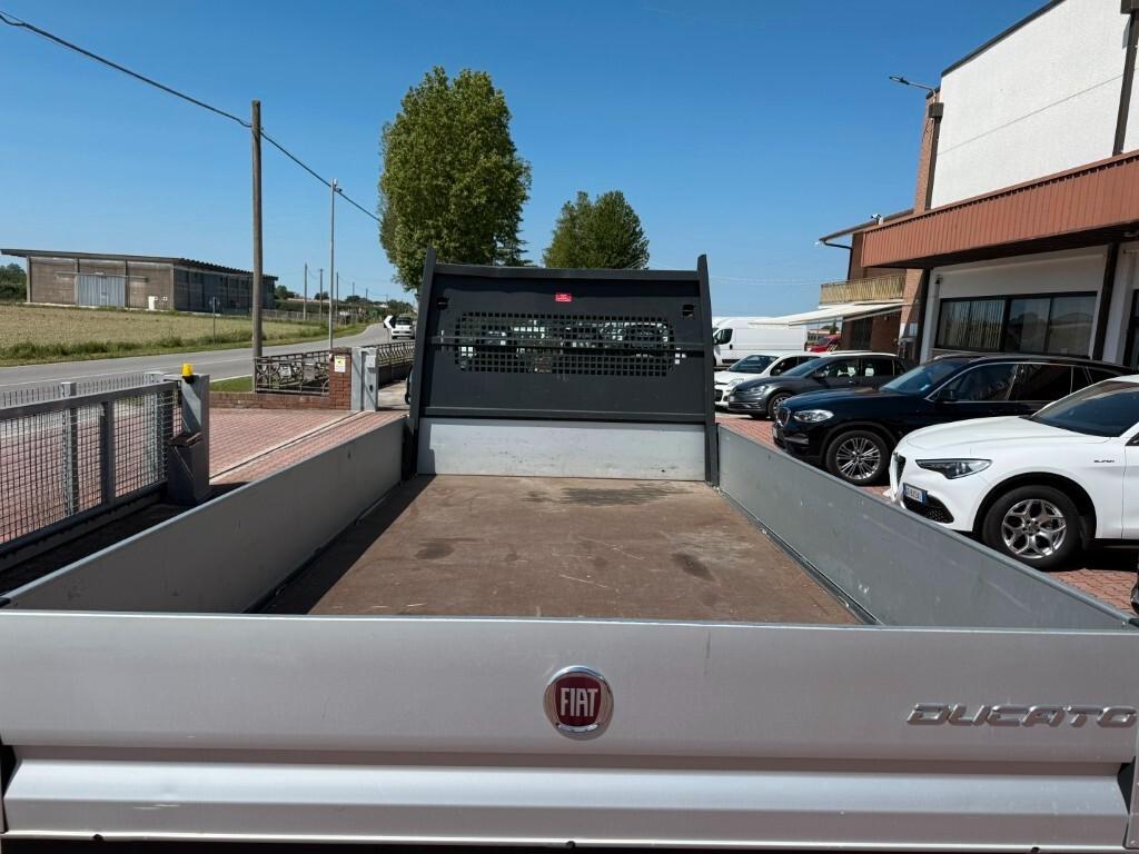 Fiat Ducato 35 2.2 Mjt 120CV PL Cassonato