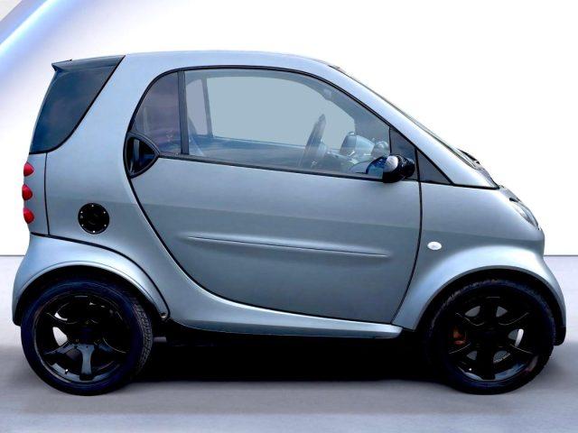 SMART ForTwo 700 coupé Brabus 61 CV