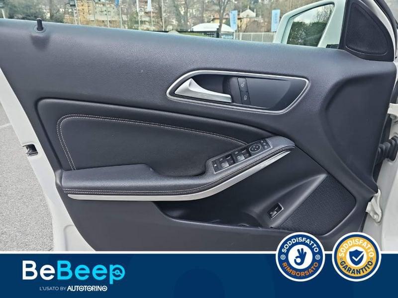 Mercedes-Benz GLA 200 SPORT AUTO