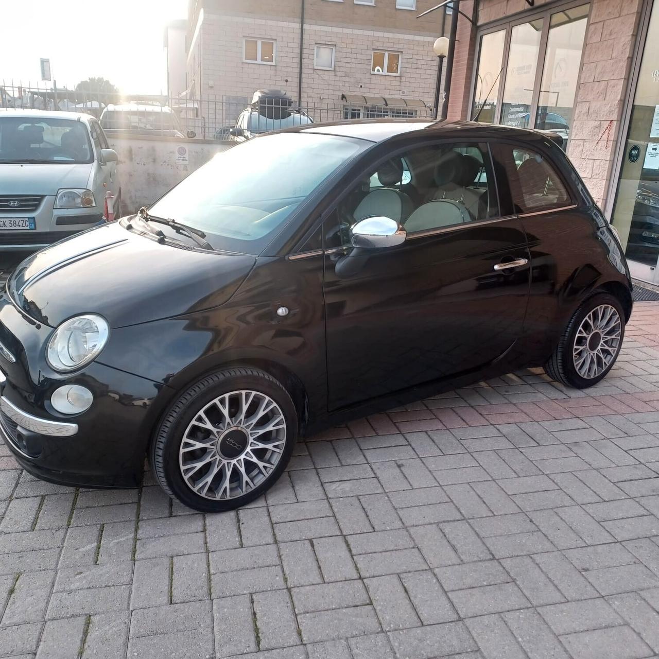 TETTO PANORAMICO MOLTO BELLA 500 1.3 MJTD NEOPATENATI