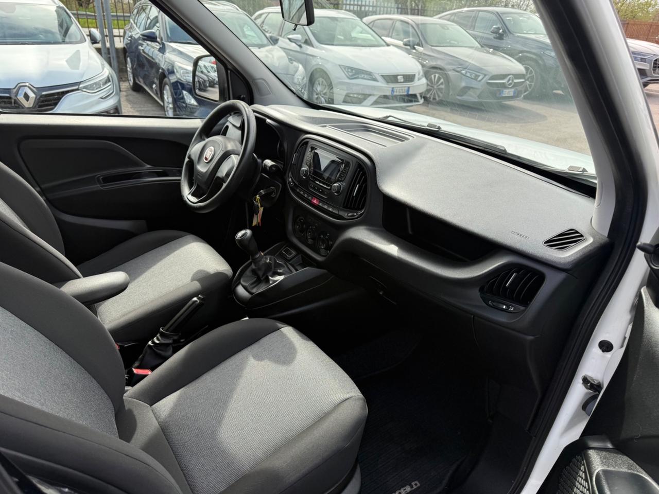 Fiat Doblo 1.3 95 cv 5 POSTI