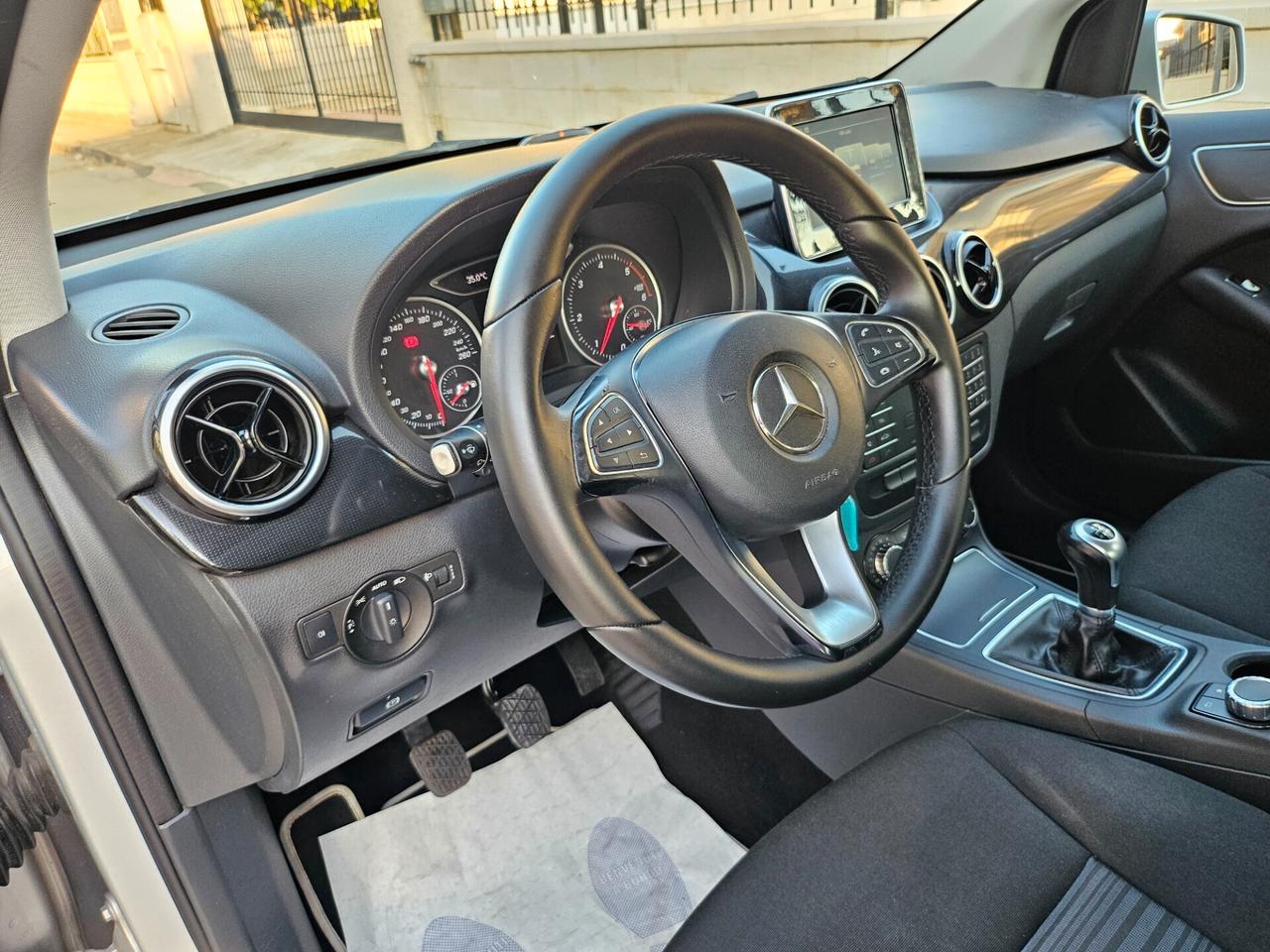 Mercedes-Benz B-Klasse B 180 CDI Executive