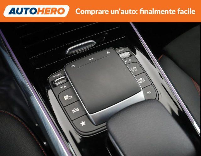 MERCEDES-BENZ GLA 200 d Automatic Premium