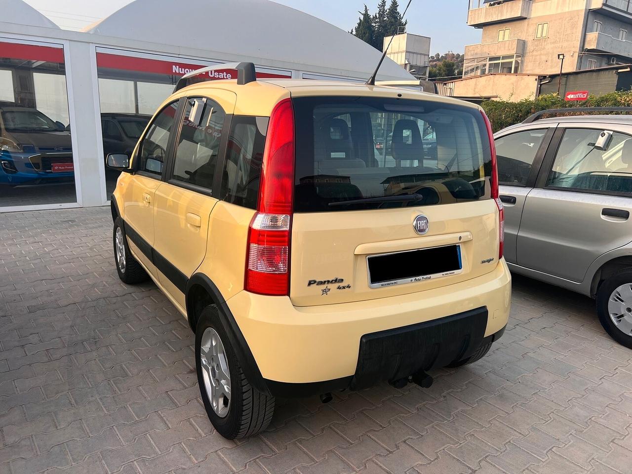 Fiat Panda 1.3 MJT 4x4 CON GANCIO DI TRAINO OK NEOPATENTATI