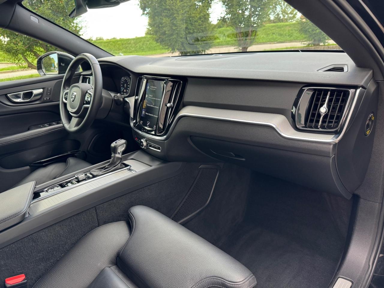 Volvo V60 Cross Country D4 AWD Geartronic Business Plus