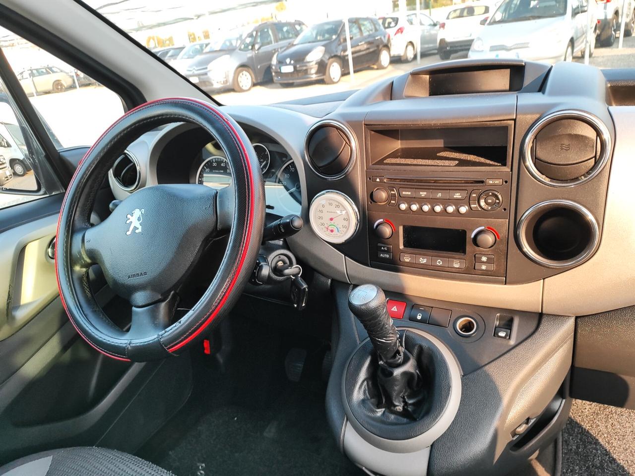 Peugeot Partner Tepee 1.6 HDi 92CV Outdoor