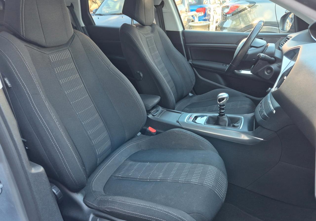 Peugeot 308 1.6 e-HDi 115 CV Stop&Start SW Allure