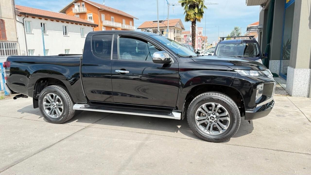 Mitsubishi L200 2.4 DI-D/154CV Club Cab Invite