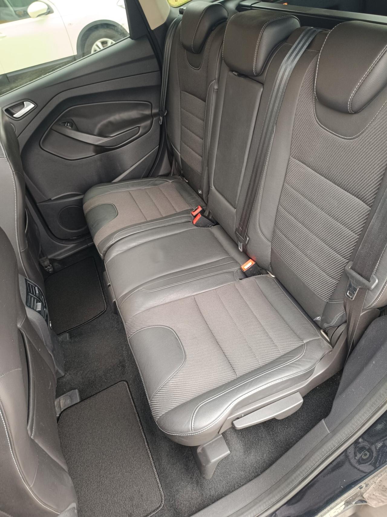 Ford Kuga 2.0 TDCI 140 CV 4WD Powershift Business
