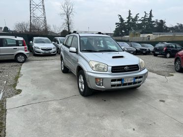 Toyota RAV 4 RAV4 2.0 Tdi D-4D cat 5 porte con gancio traino