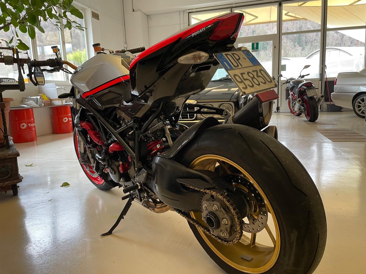 Ducati 1098 strettfighter
